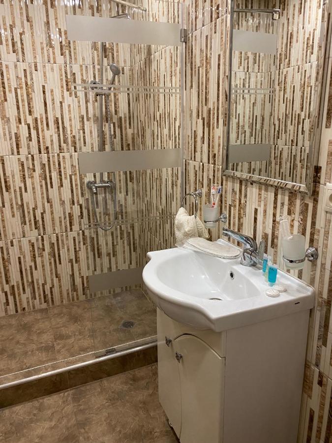 Elko Hotel Erivan Dış mekan fotoğraf