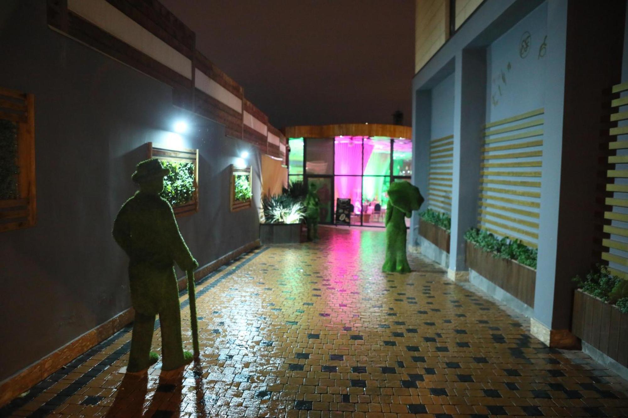 Elko Hotel Erivan Dış mekan fotoğraf