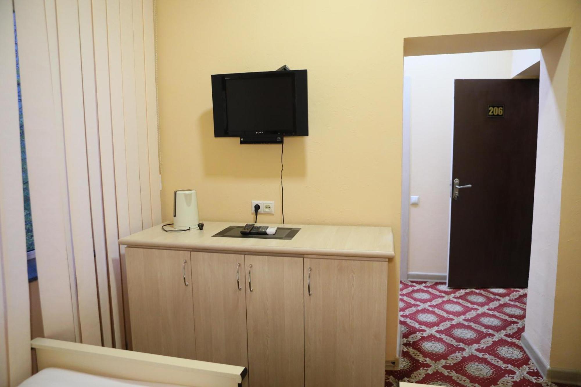 Elko Hotel Erivan Dış mekan fotoğraf
